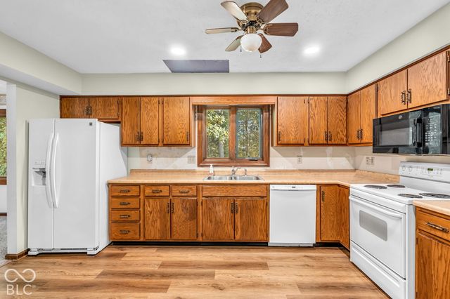 8342 Countryside, Indianapolis, IN 46231