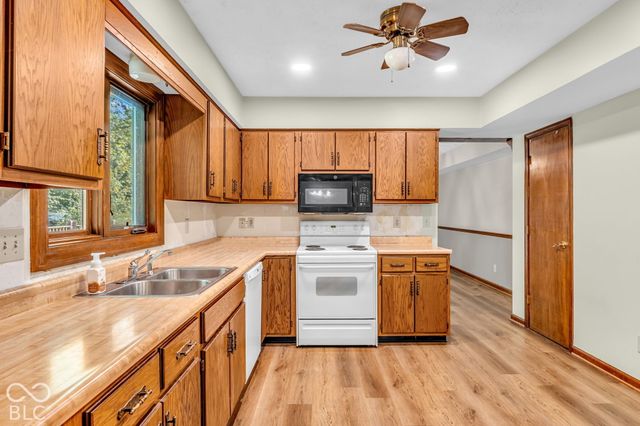 8342 Countryside, Indianapolis, IN 46231