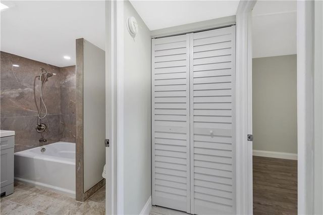 7080 Environ Boulevard 522, Lauderhill, FL 33319