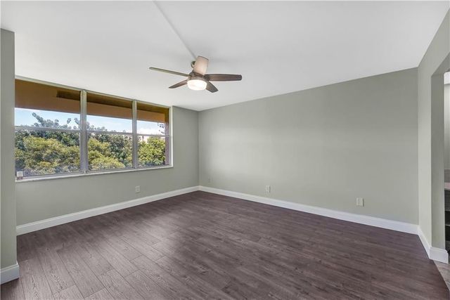 7080 Environ Boulevard 522, Lauderhill, FL 33319