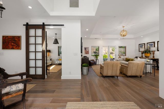 1127 Highland Ranch Rd, Cloverdale, CA 95425