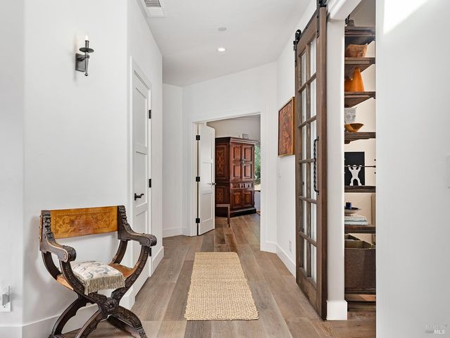 1127 Highland Ranch Rd, Cloverdale, CA 95425