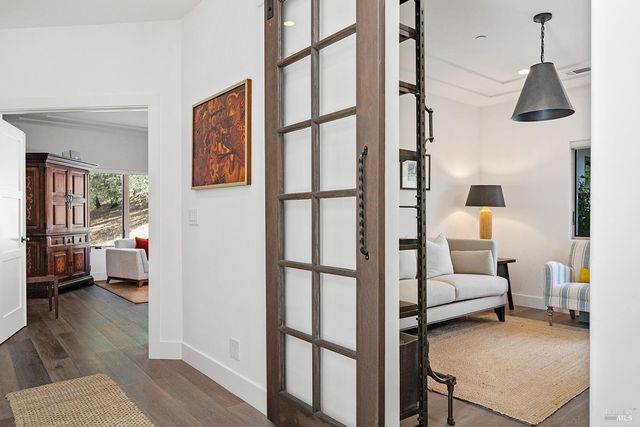 1127 Highland Ranch Rd, Cloverdale, CA 95425