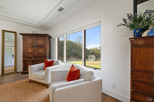 1127 Highland Ranch Rd, Cloverdale, CA 95425