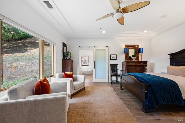 1127 Highland Ranch Rd, Cloverdale, CA 95425