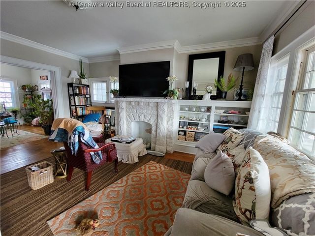 873 Chester Road, Charleston, WV 25302