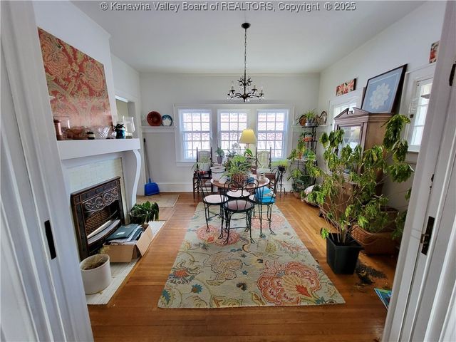 873 Chester Road, Charleston, WV 25302