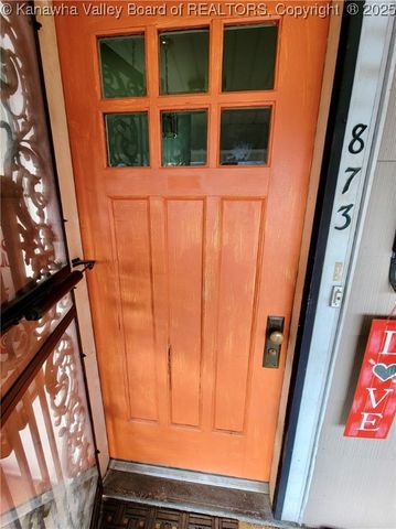 873 Chester Road, Charleston, WV 25302