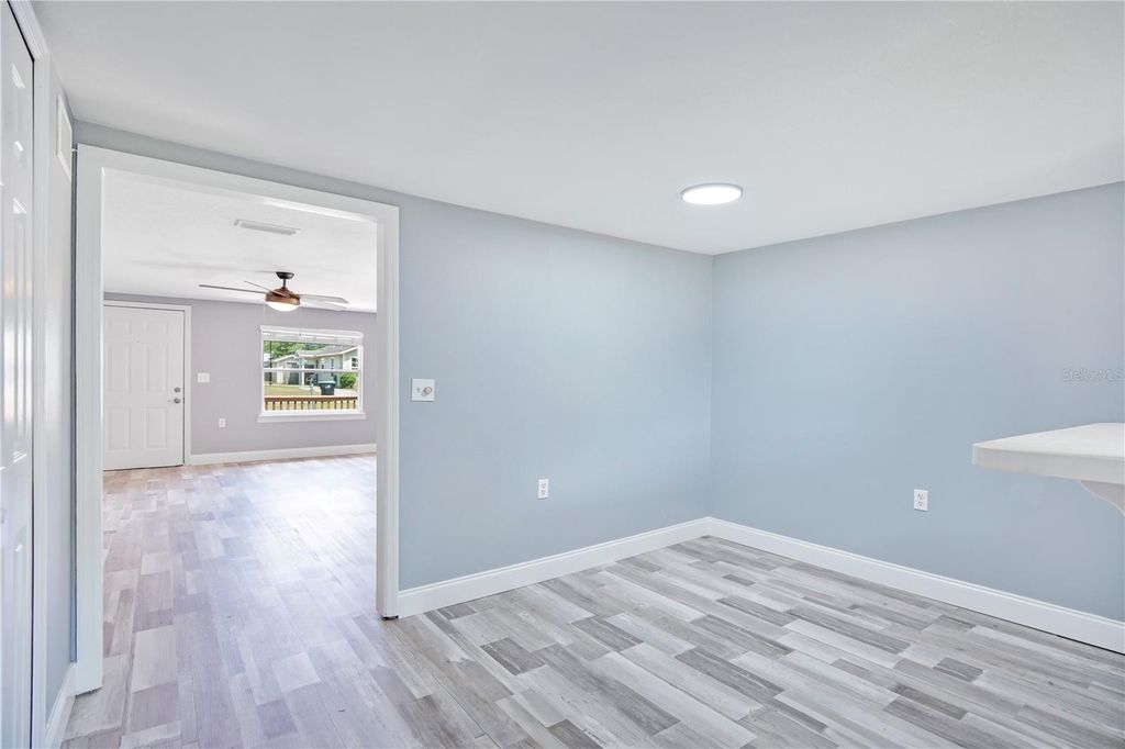 Image 7 of property listing at 334 MANDRAKE STREET, Orlando, FL 32811