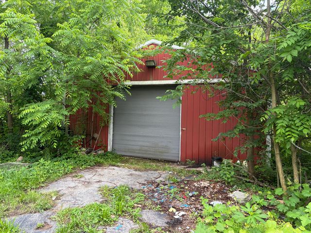 595 N 750 W, Hobart, IN 46342