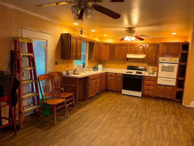 595 N 750 W, Hobart, IN 46342