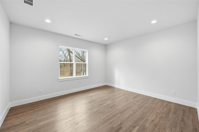 326 Willow Creek Lane, Ovilla, TX 75154