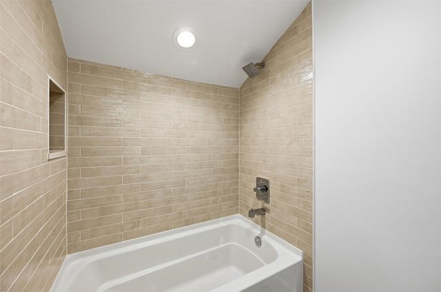 326 Willow Creek Lane, Ovilla, TX 75154