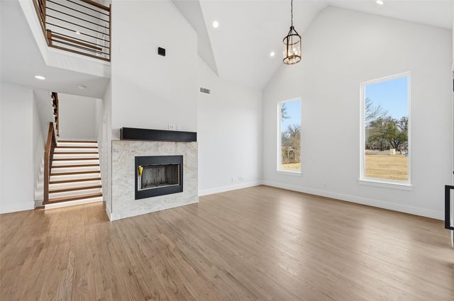 326 Willow Creek Lane, Ovilla, TX 75154