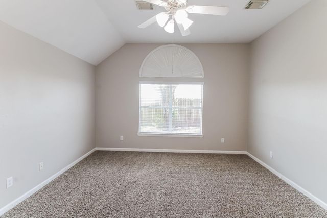 5705 Emerald Brook Lane, League City, TX 77573