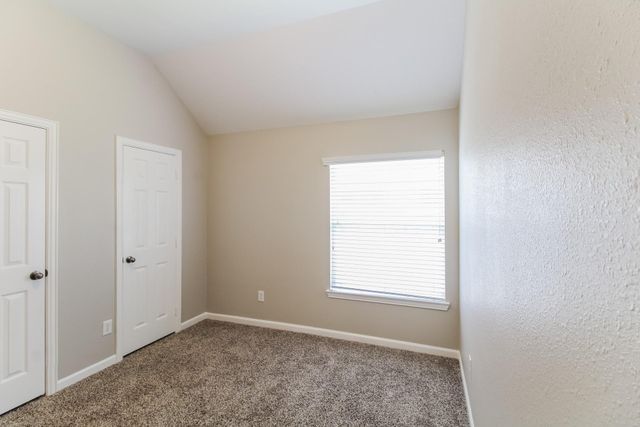 5705 Emerald Brook Lane, League City, TX 77573