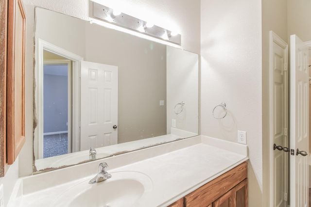 5705 Emerald Brook Lane, League City, TX 77573