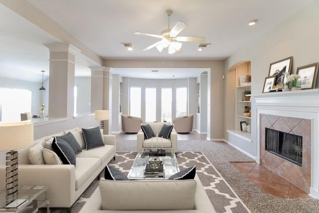 5705 Emerald Brook Lane, League City, TX 77573