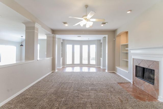 5705 Emerald Brook Lane, League City, TX 77573