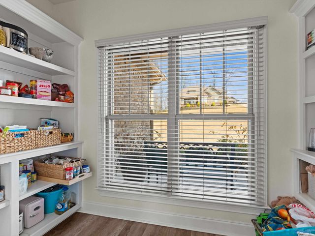 103 Natures Way, Guntersville, AL 35976