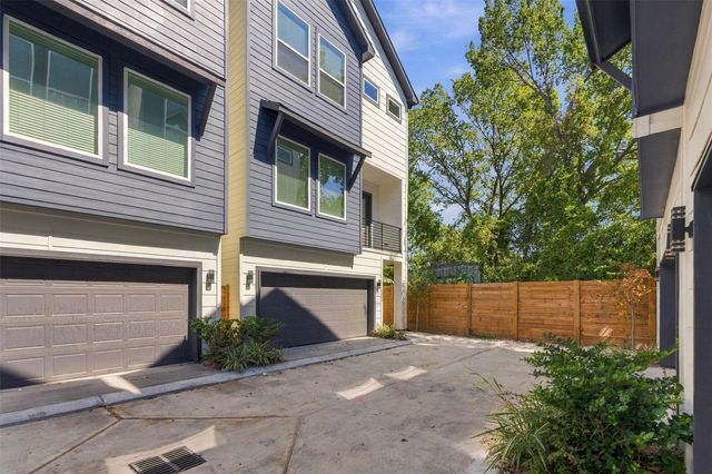 1406 Cedar Post Lane, Houston, TX 77055