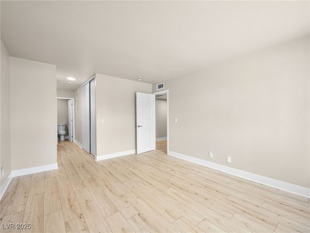 1405 Vegas Valley Drive 226, Las Vegas, NV 89169