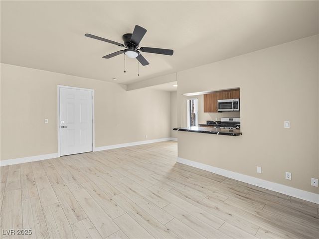 1405 Vegas Valley Drive 226, Las Vegas, NV 89169