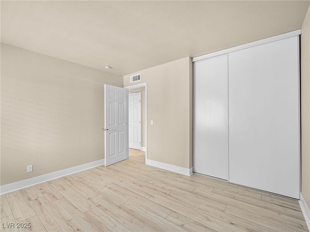 1405 Vegas Valley Drive 226, Las Vegas, NV 89169