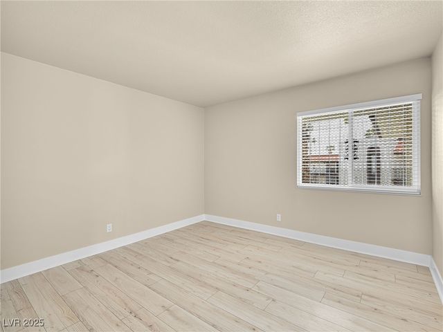 1405 Vegas Valley Drive 226, Las Vegas, NV 89169