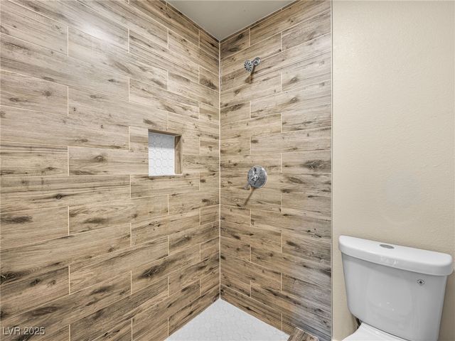 1405 Vegas Valley Drive 226, Las Vegas, NV 89169