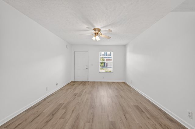 4828 Chelanie Cir, Murfreesboro, TN 37129