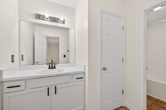 4828 Chelanie Cir, Murfreesboro, TN 37129