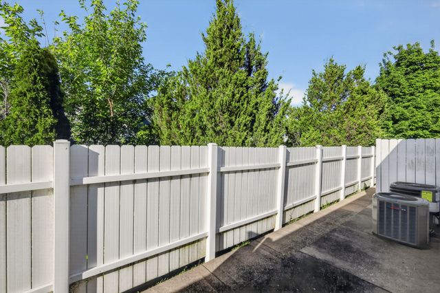 4828 Chelanie Cir, Murfreesboro, TN 37129