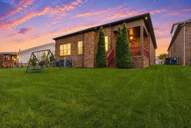 461 River Bluff Dr, Franklin, TN 37064