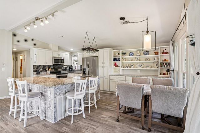 1652 W SCHWARTZ BOULEVARD, The Villages, FL 32159