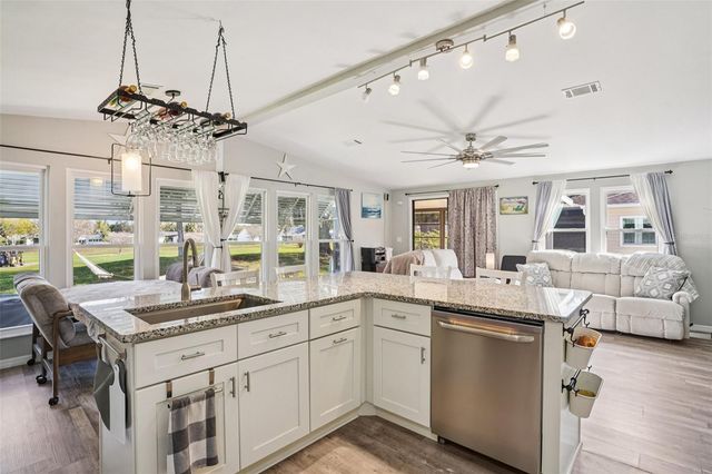 1652 W SCHWARTZ BOULEVARD, The Villages, FL 32159