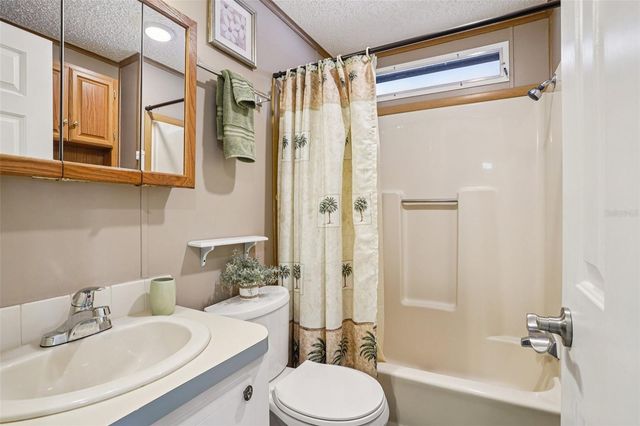 1652 W SCHWARTZ BOULEVARD, The Villages, FL 32159