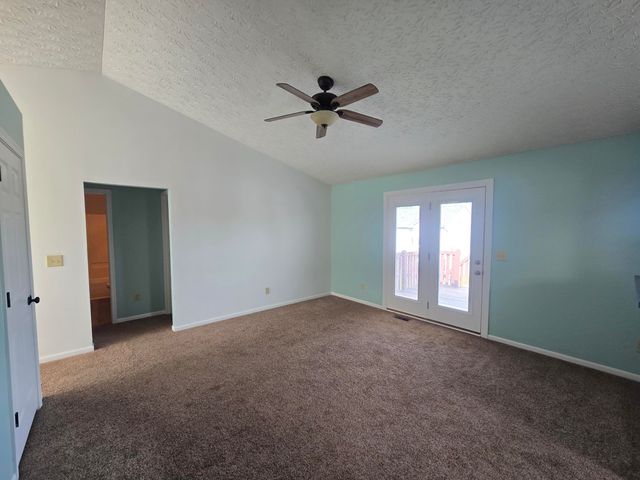 209 Alexis Circle, Dry Ridge, KY 41035