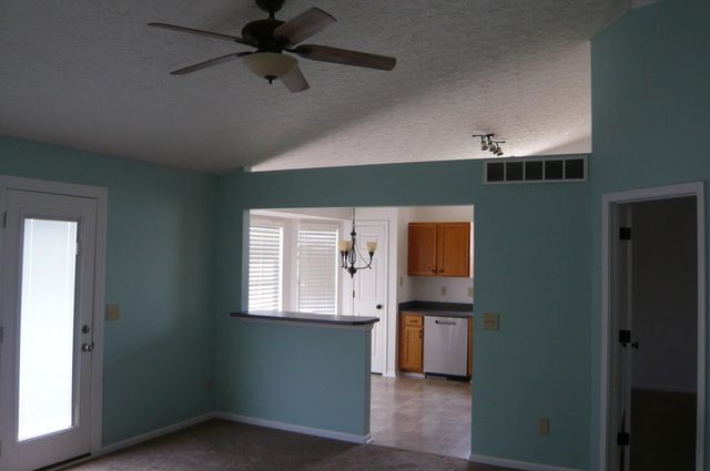 209 Alexis Circle, Dry Ridge, KY 41035