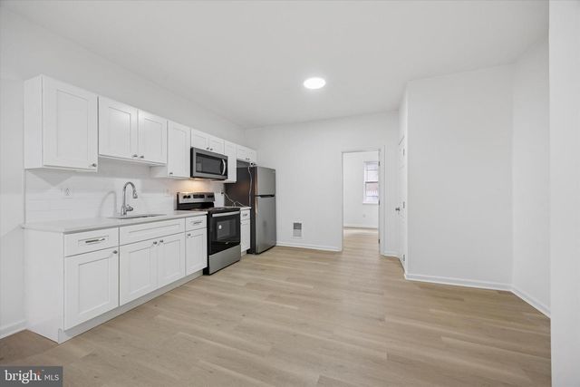 176 W HANSBERRY ST, Philadelphia, PA 19144