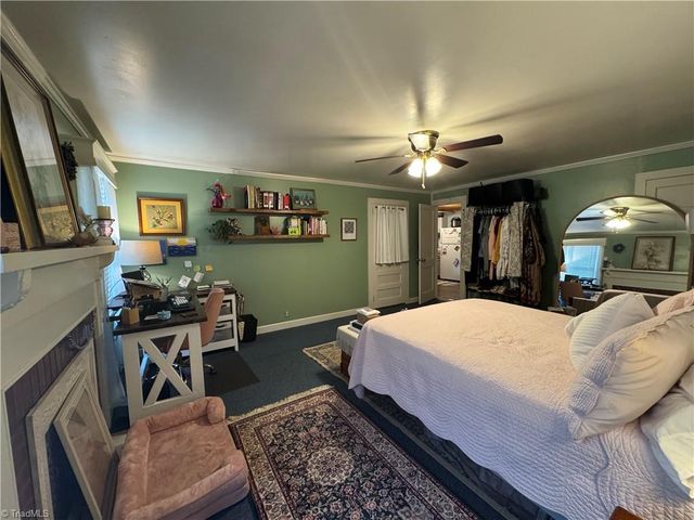 816 W Haymore Street, Mount Airy, NC 27030