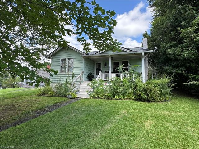816 W Haymore Street, Mount Airy, NC 27030
