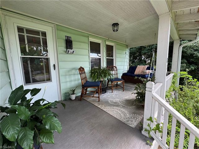 816 W Haymore Street, Mount Airy, NC 27030