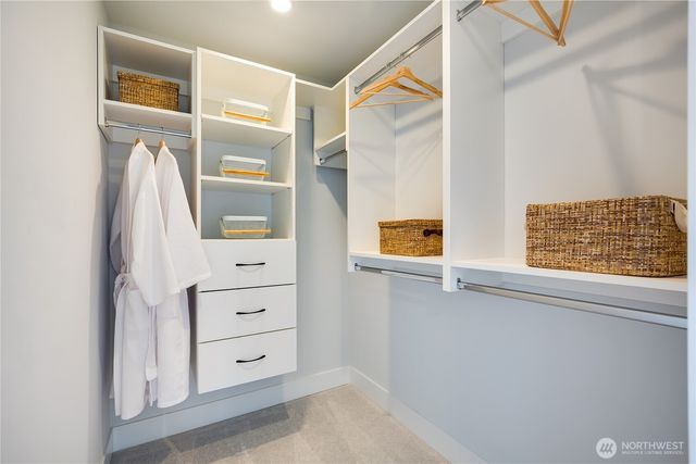 2511 2nd Avenue W, Seattle, WA 98119