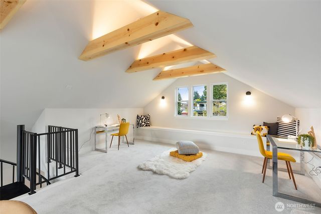 2511 2nd Avenue W, Seattle, WA 98119