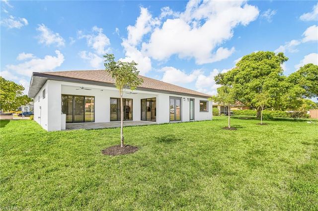 939 Mohawk PKWY, Cape Coral, FL 33914