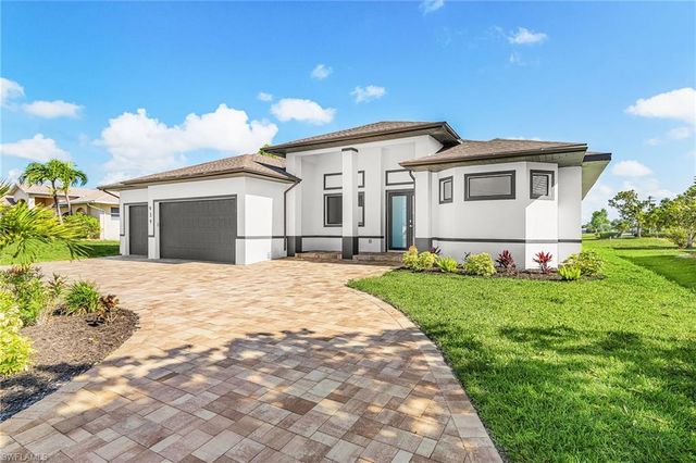 939 Mohawk PKWY, Cape Coral, FL 33914
