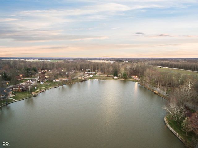2863 Whitney Way, Seymour, IN 47274