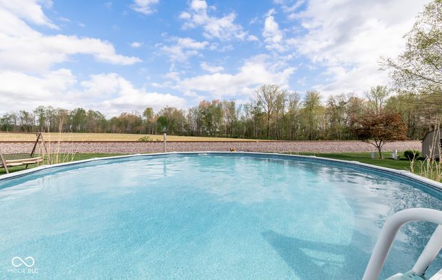 2863 Whitney Way, Seymour, IN 47274