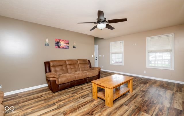 2863 Whitney Way, Seymour, IN 47274